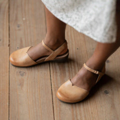 Rowan Wide Honey Distressed
