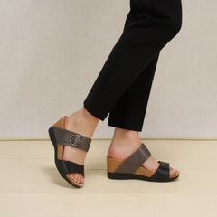 Shannon Pewter/Taupe Leather